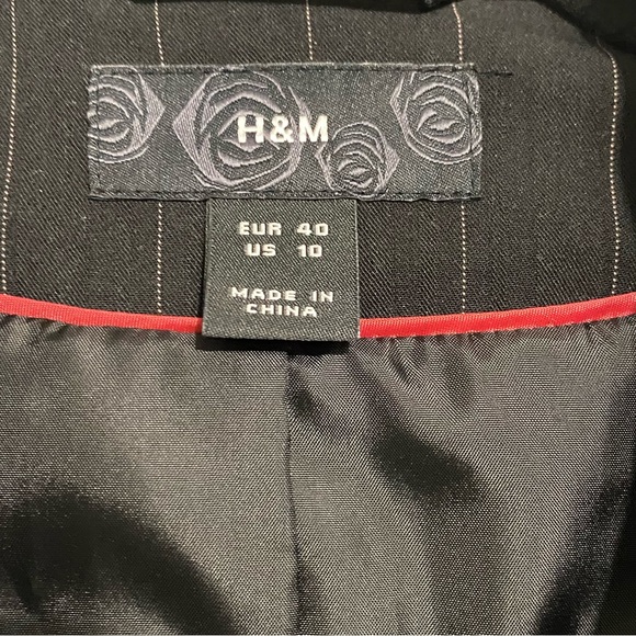 H&M Pinstripe Blazer - Picture 3 of 3